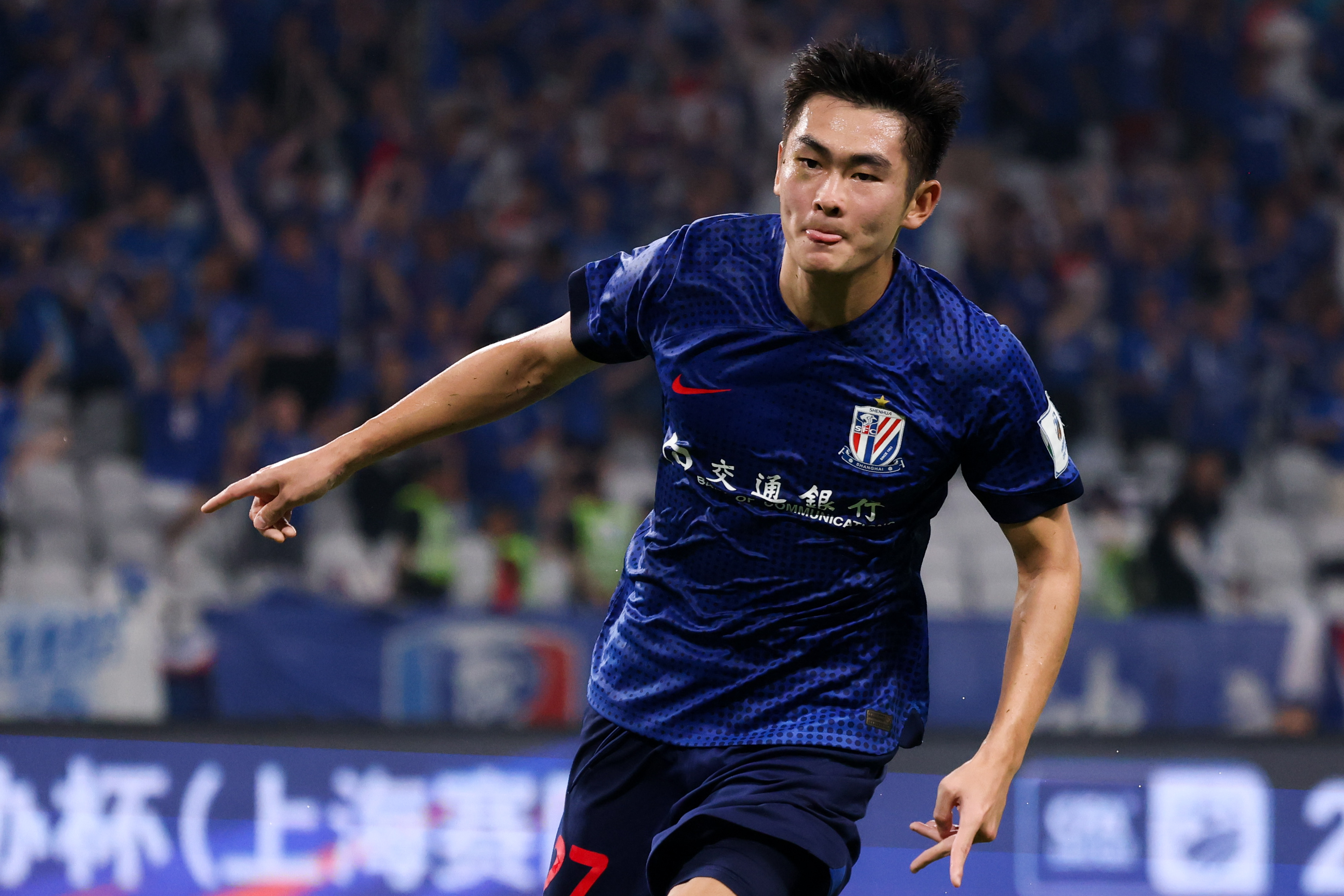 清晨上海申花调整名单以备亚冠；强势反弹环节打磨；悬念犹存；纪律约束更严格的简单介绍